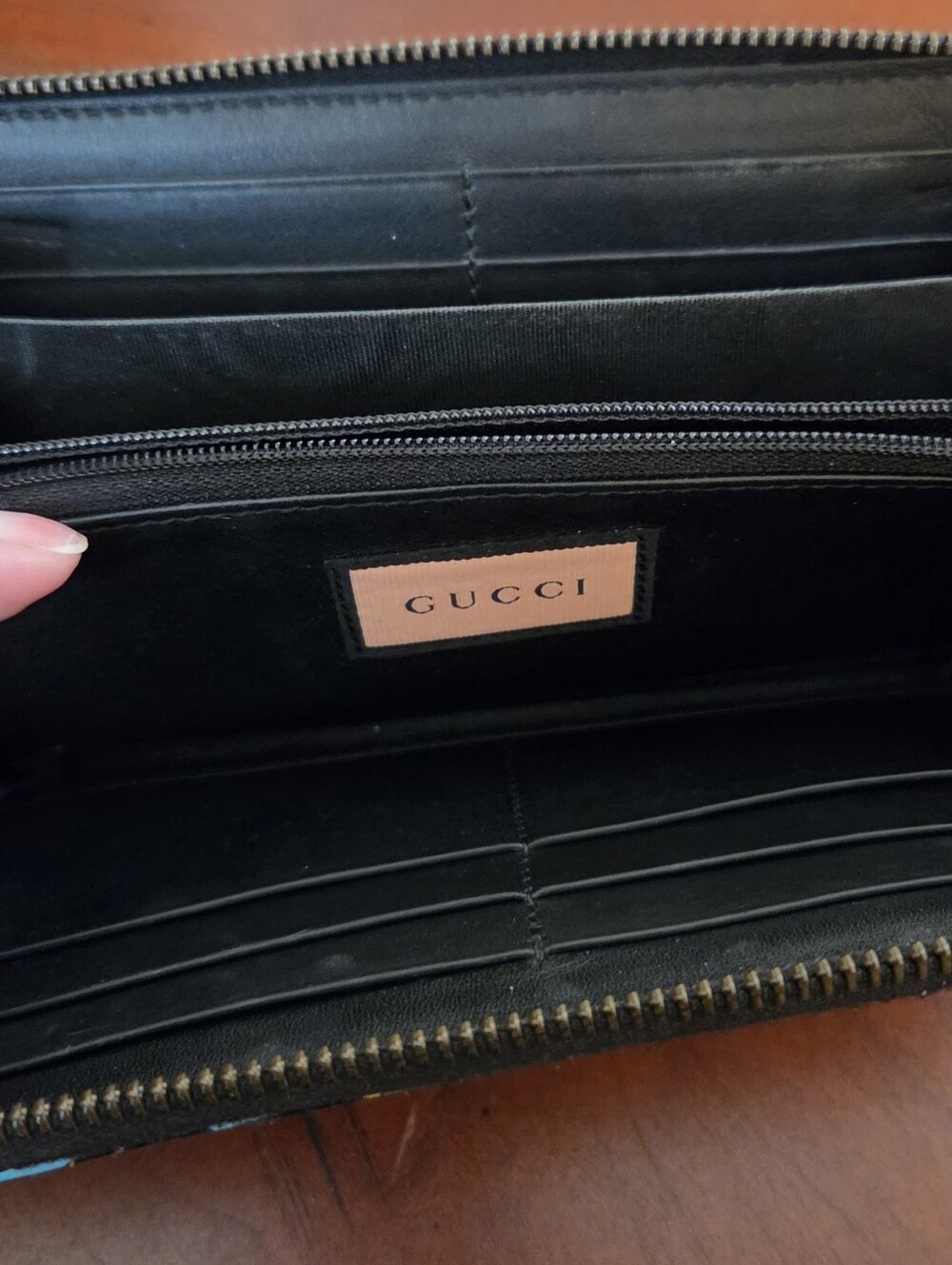 Gucci Calfskin Matelasse Ghost GG Marmont Zip Around Black Wallet - Picture 5 of 8